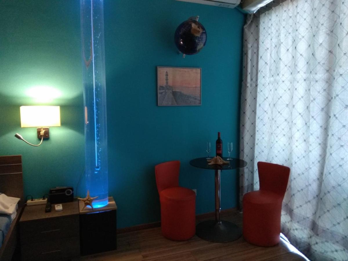 Blue Studios Chrissi Akti Chania Exterior foto